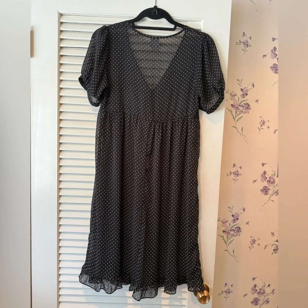 Merona Short Sleeve Black and White Sheer Polka Dot Dress